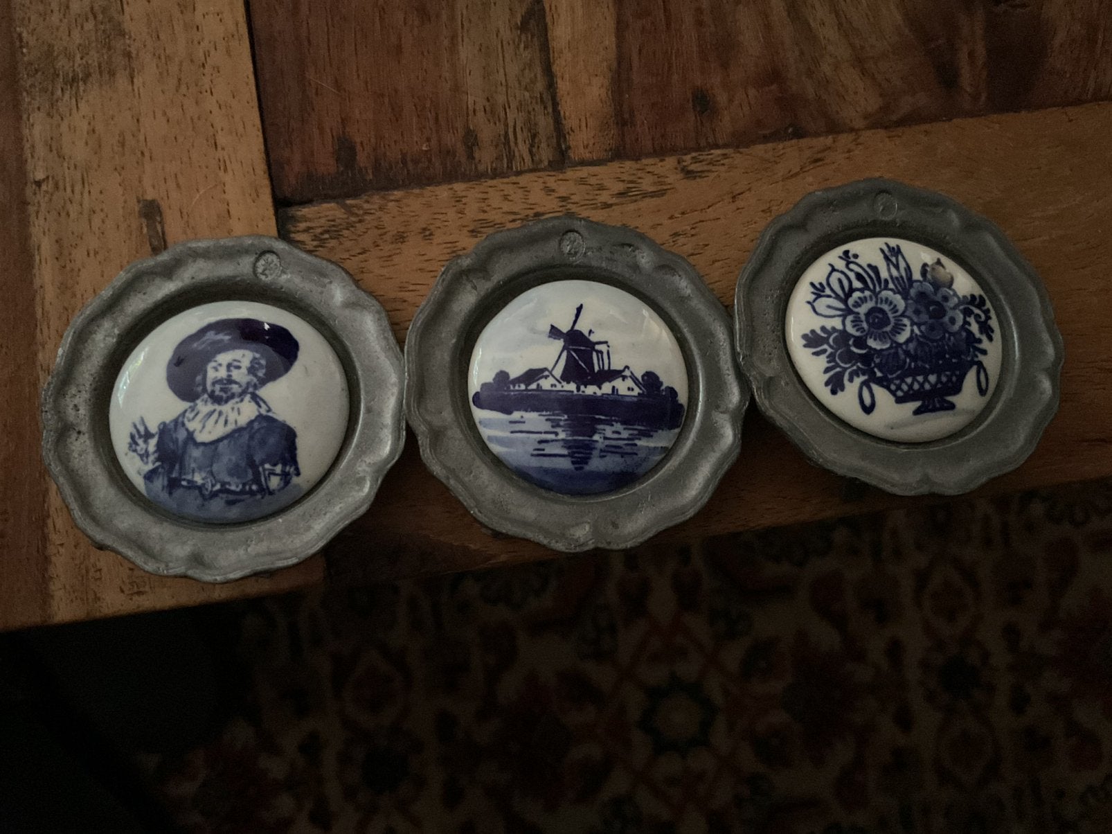 Tinnen mini lijstjes, Ophalen