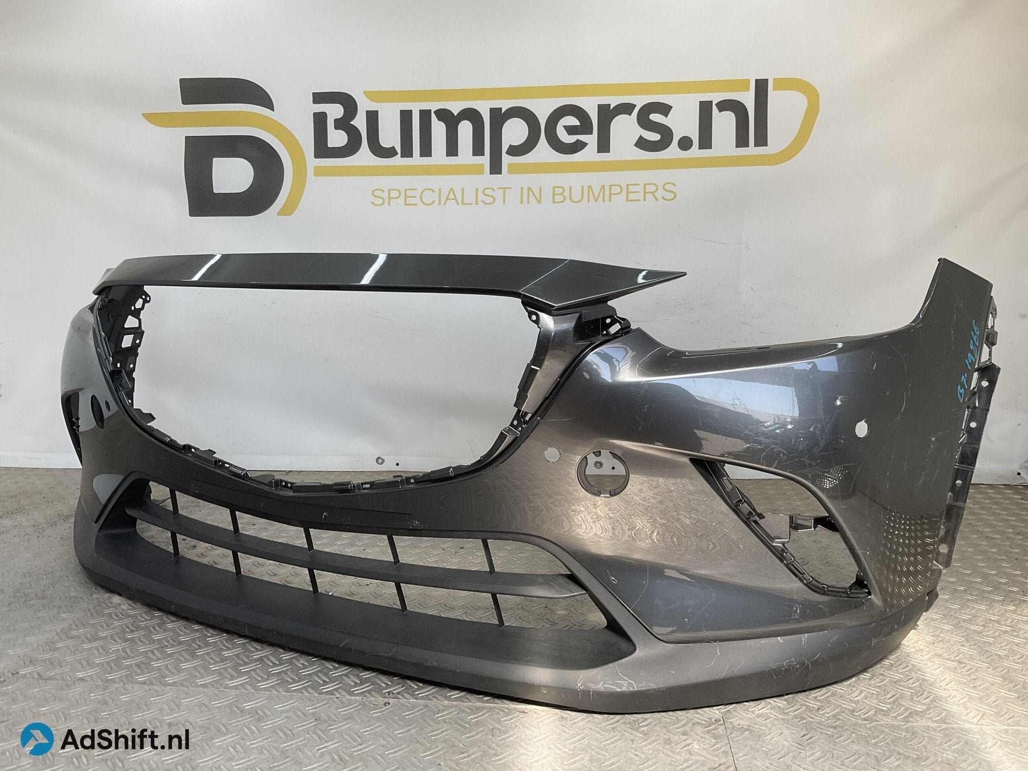 Bumper Mazda CX3 2015-2019 DF8G-50031 Voorbumper B7-19866, Bumper