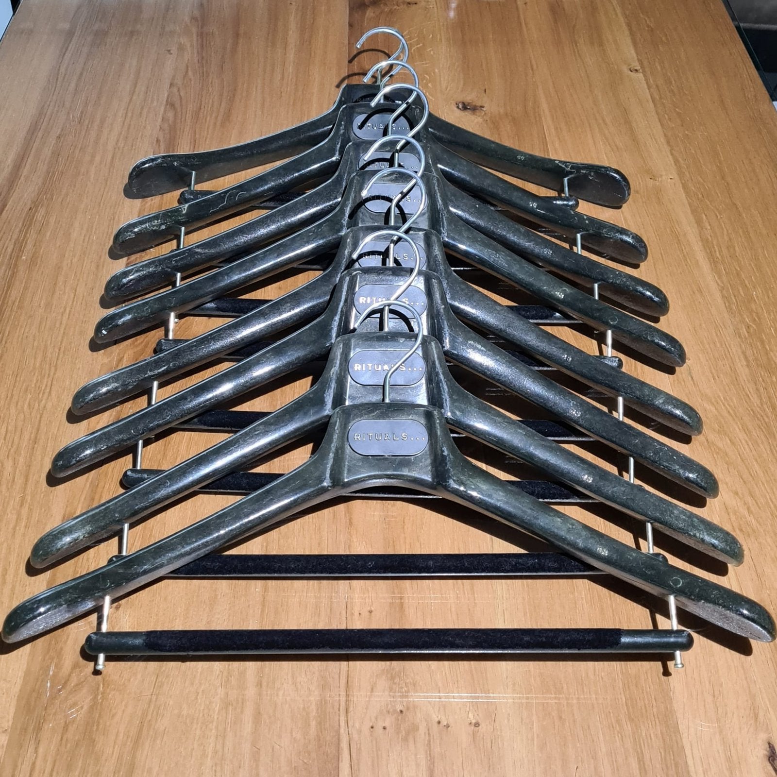 Orginele Rituals kleerhanger groot formaat 8 stuks, Ophalen of Verzenden, Gebruikt, Hout