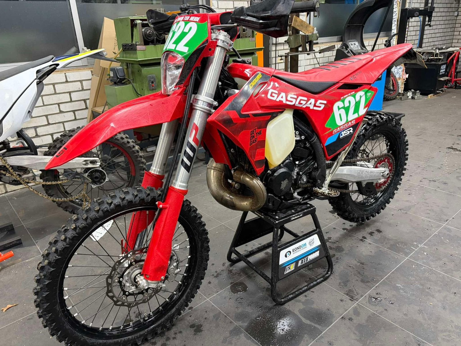 Gasgas ec 300 factory 2025, Fietsen en Brommers, 300 cc, Zo goed als nieuw, Ophalen, Overige merken