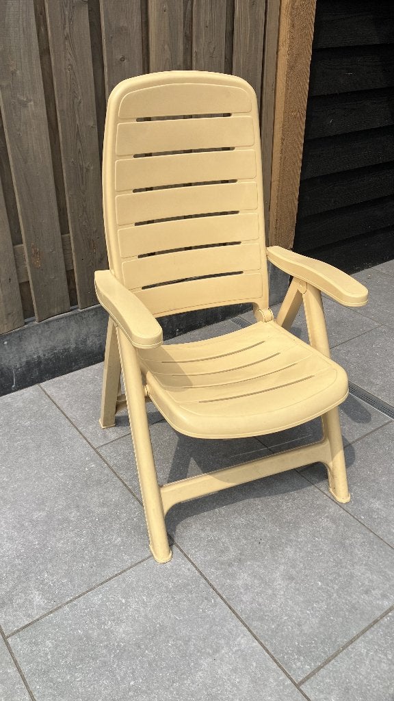 Tuinsetmet 6 verstelbare stoelen & voetenbankjes, Ophalen, Kunststof, Gebruikt, 6 zitplaatsen
