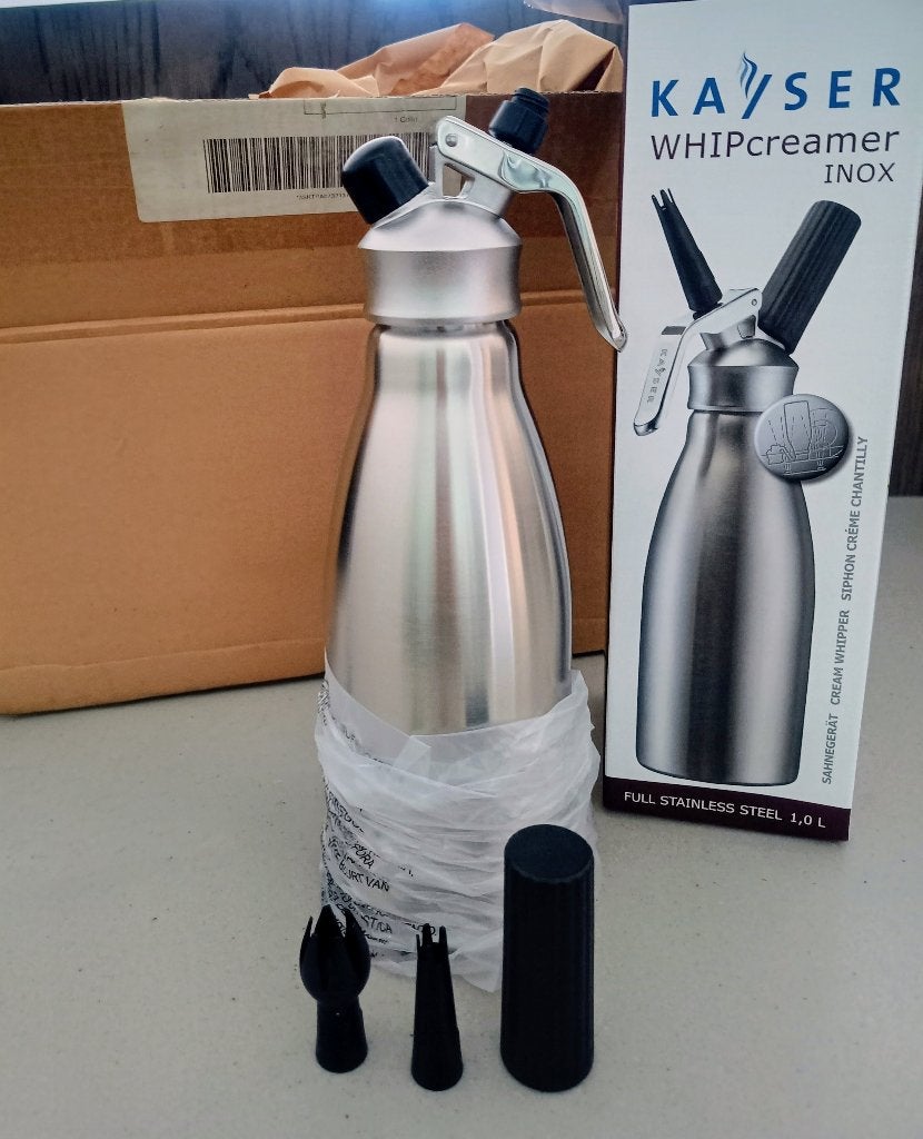 NIEUW Kayser RVS slagroomkidde / slagroomspuit 1 liter, Ophalen of Verzenden, Uitneembare platen, Nieuw