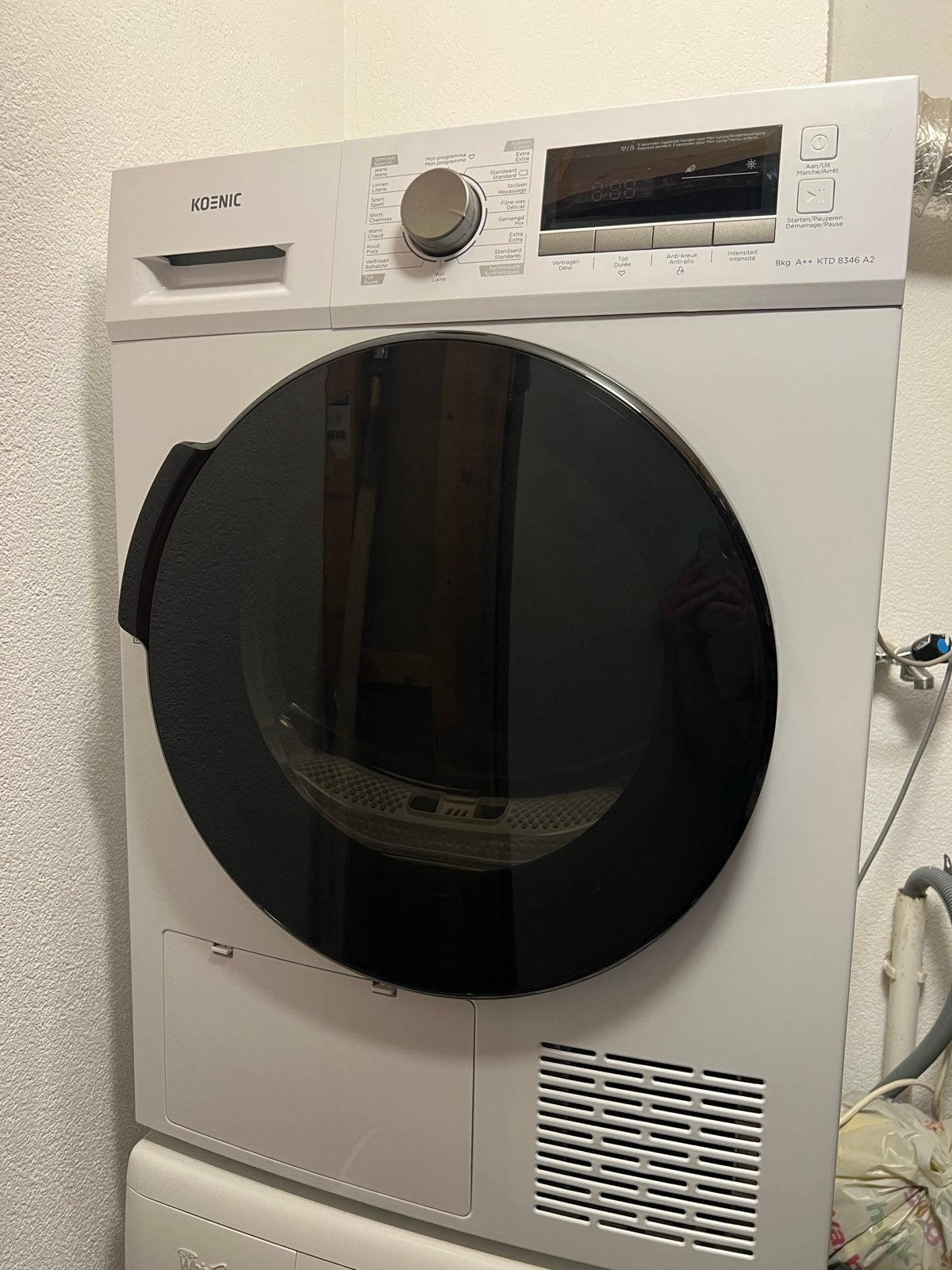 Koenic KTD 8346 A2 Warmtepompdroger - 2 jaar gebruikt, Ophalen, Minder dan 85 cm, 8 tot 10 kg, Zo goed als nieuw