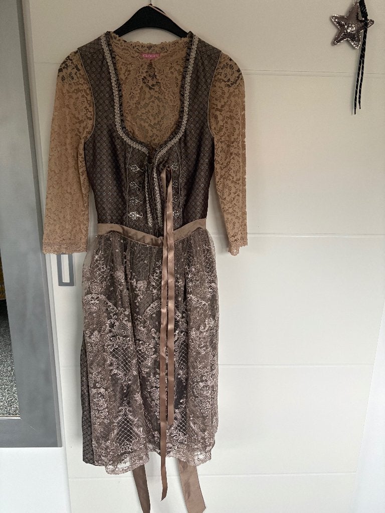 Dirndl, Maat 38/40 (M), Ophalen of Verzenden, Zo goed als nieuw, Haus huberts