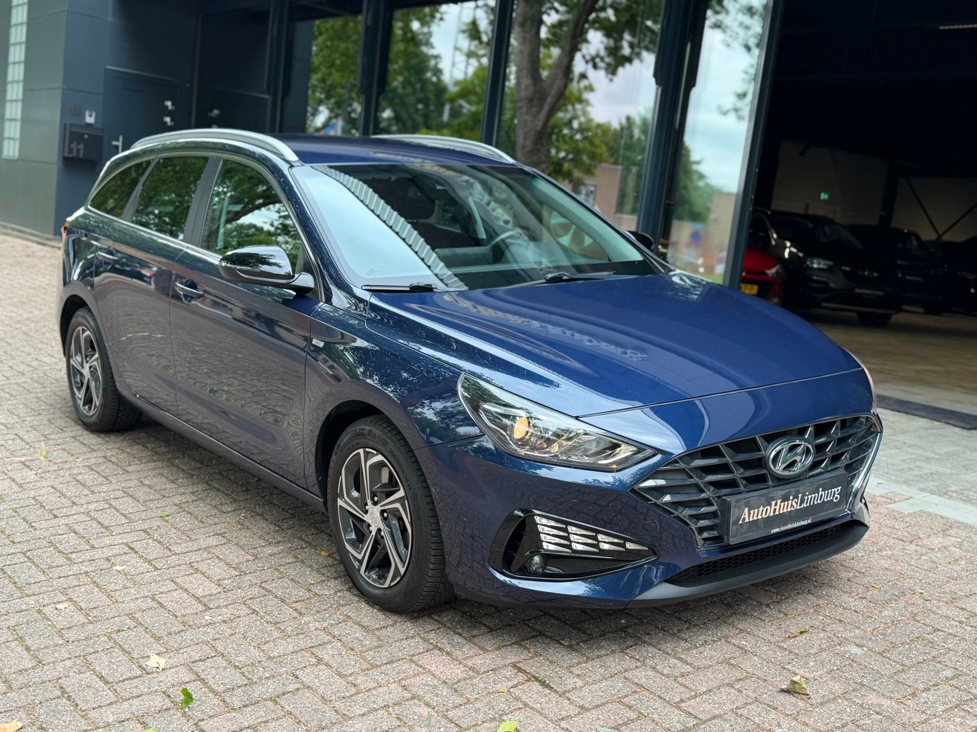Hyundai I30 Wagon 1.5 T-GDi MHEV Premium|Automaat|Camera|Car, Auto's, Dealer onderhouden, Stof, Gebruikt, 4 cilinders