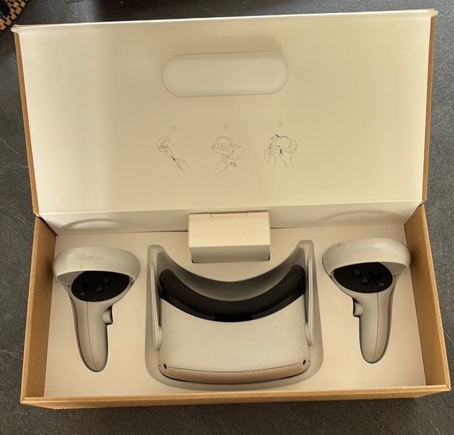 Oculus (Meta) Quest 2 + KIWI Elite headstrap, Spelcomputers en Games, Virtual Reality, Zo goed als nieuw, Overige platformen, VR-bril