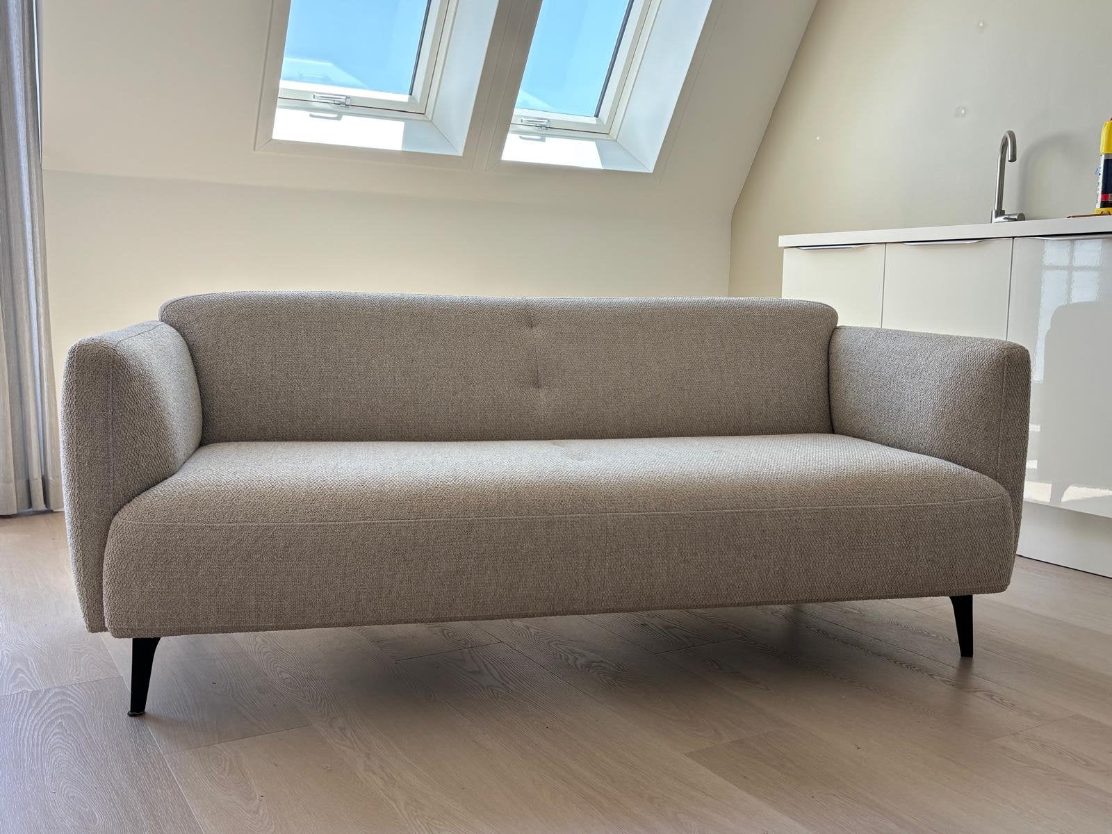 Prachtige Designbank van merk BoConcept creme, Ophalen, Minder dan 75 cm, 150 tot 200 cm, Tweepersoons