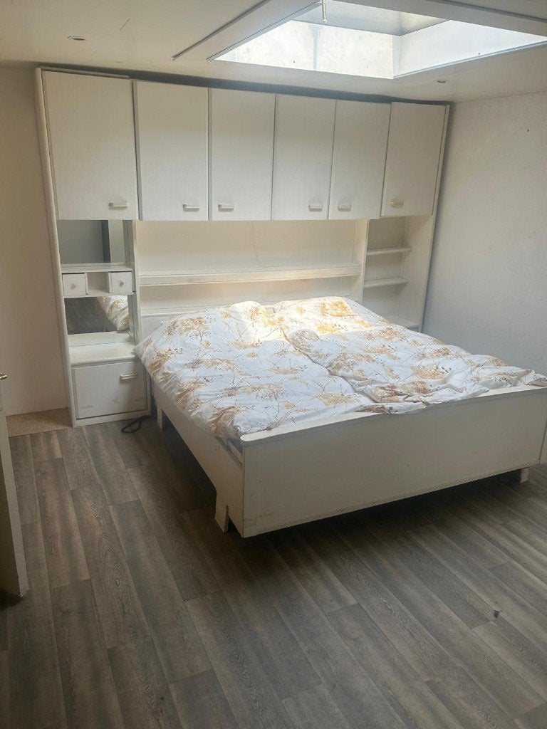 Tweepersoonsbed met verstelbare lattenbodems en kasten, Ophalen, Gebruikt, Wit, Tweepersoons