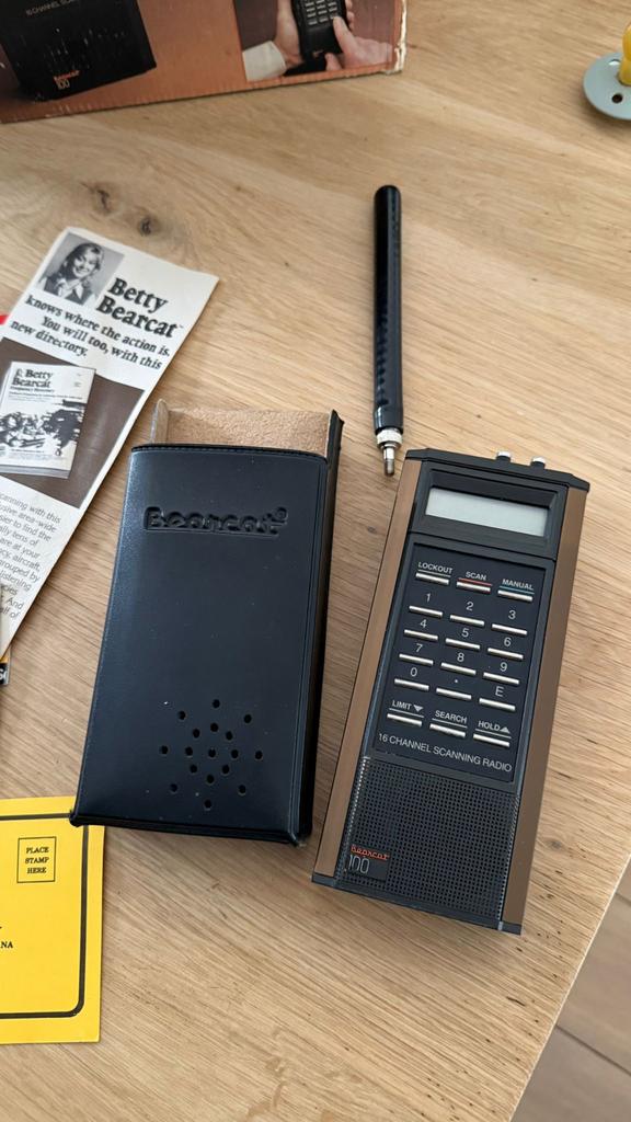 Uniden Bearcat 100 Scanner - Vintage, Ophalen, Gebruikt, Minder dan 30 kanalen, Draagbaar