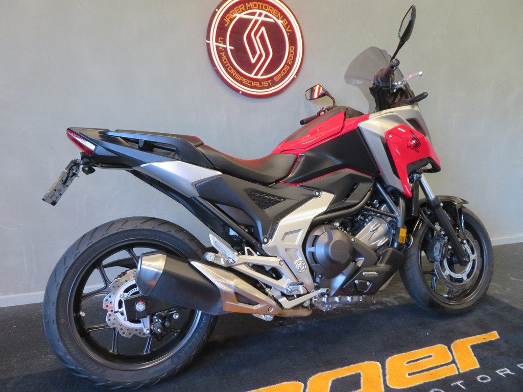 Honda NC 750 X DCT NIEUWSTAAT HISTORIE! (bj 2021), 750 cc, Bedrijf, Toermotor