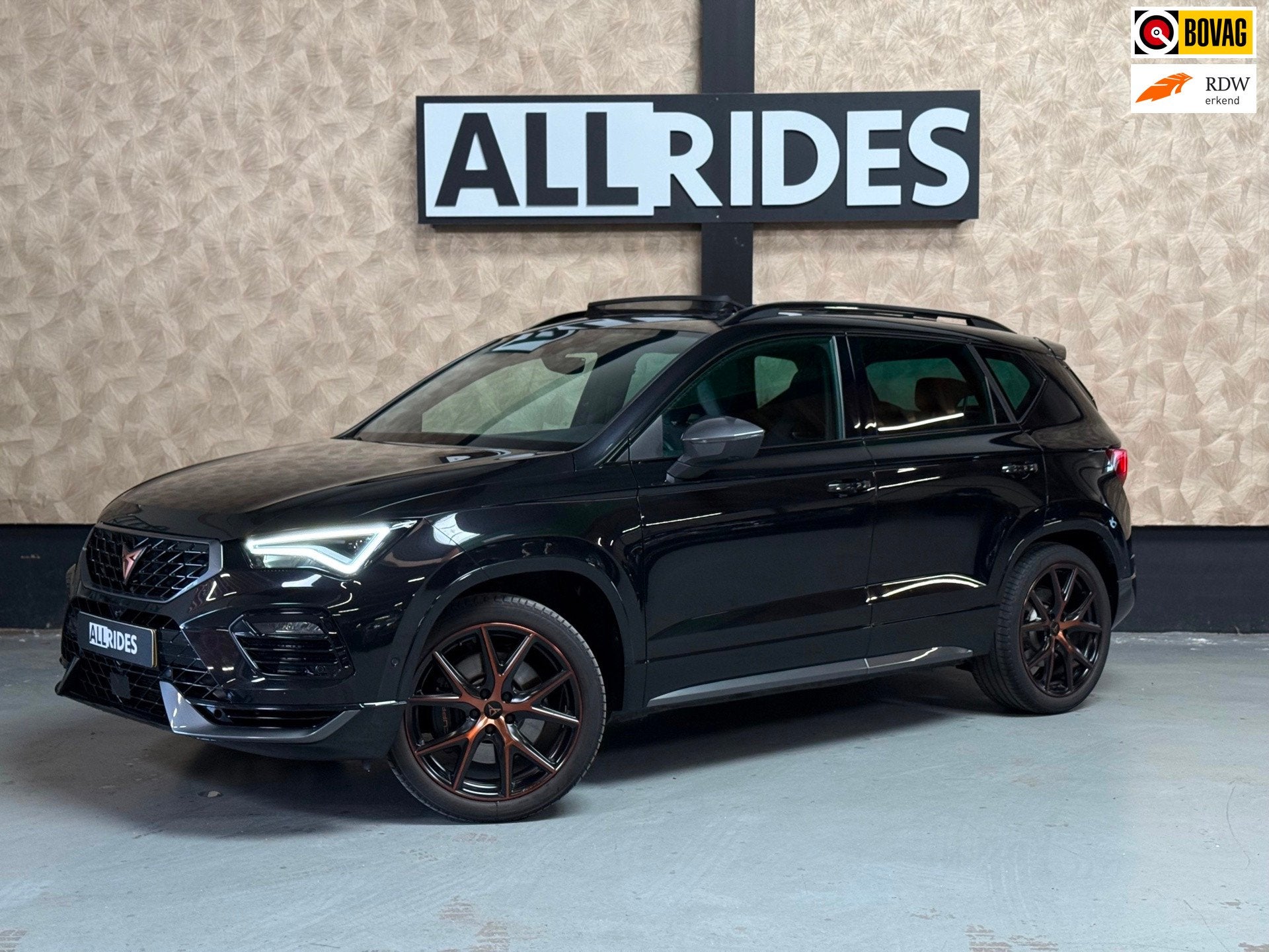 Cupra ATECA 2.0 TSI 4DRIVE | Pano | Carplay | Trekhaak | Bea, Auto's, Automaat, Dealer onderhouden, Gebruikt, Euro 6