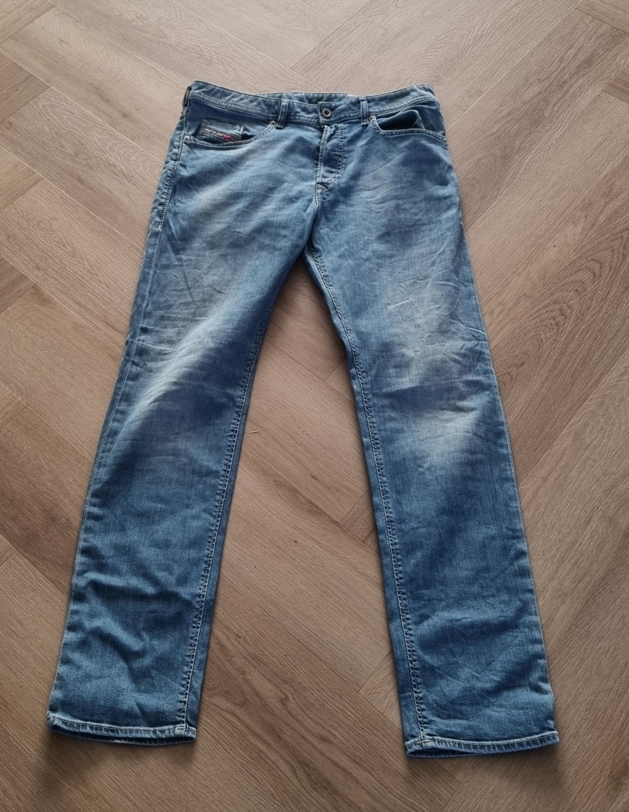 Diesel Buster Regular Slim-Tapered Jeans W32 L32, Kleding | Heren, Spijkerbroeken en Jeans, Ophalen of Verzenden, Gedragen, Blauw