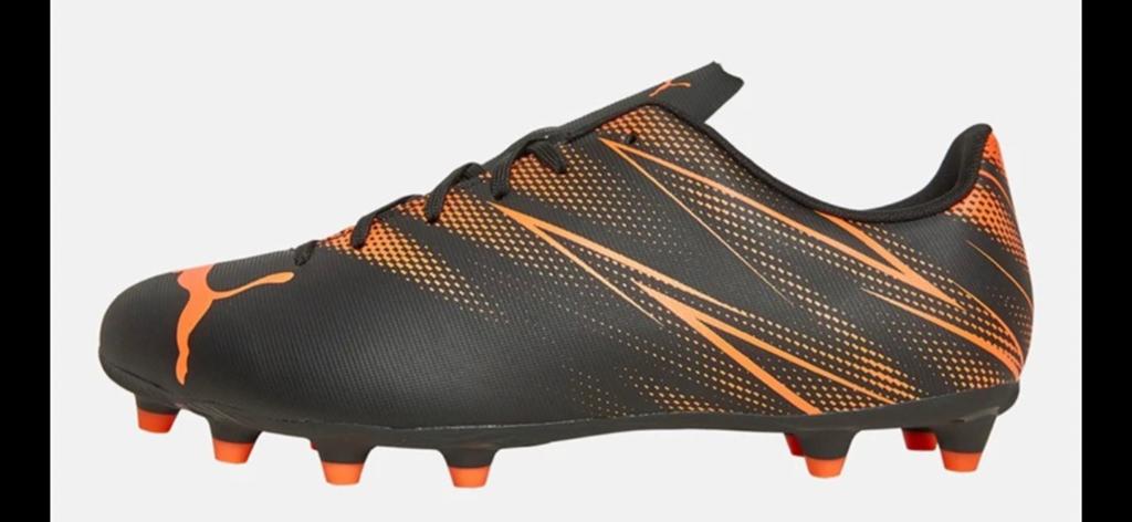 Nieuwe voetbal schoenen van puma, Sport en Fitness, Voetbal, Maat XL, Schoenen, Nieuw, Ophalen of Verzenden