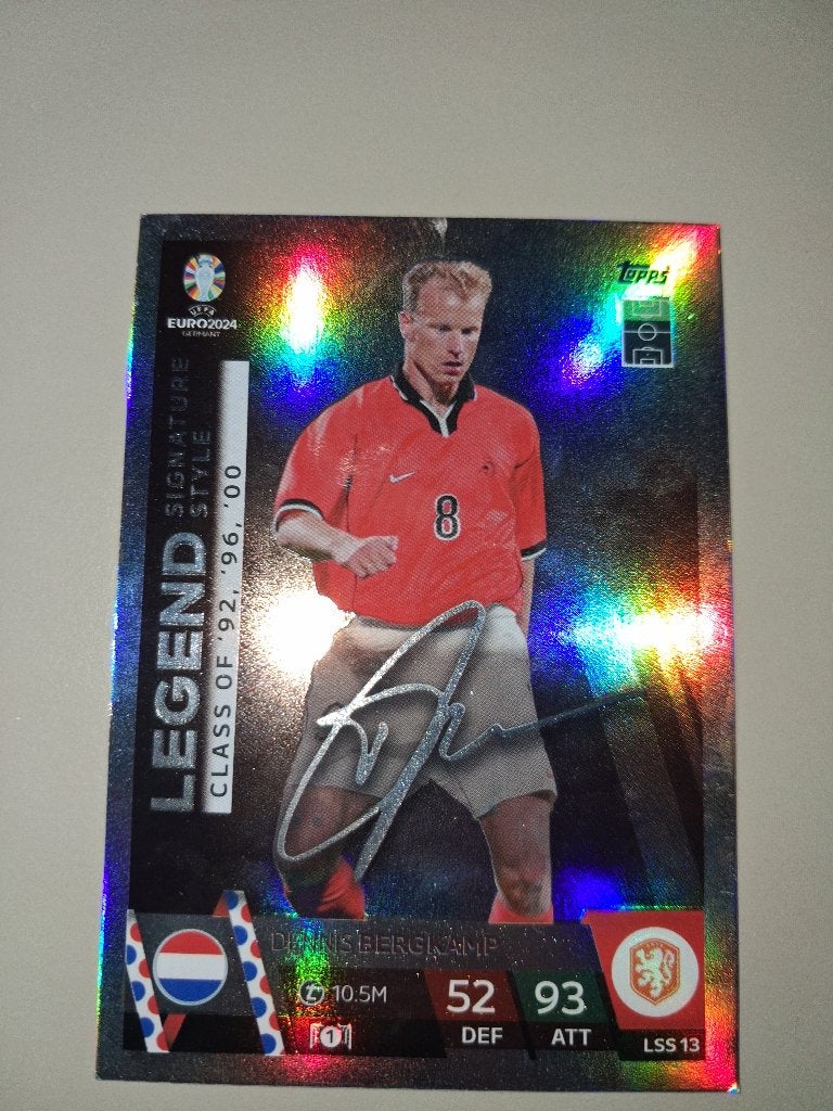 Topps Legend Bergkamp voetbalkaart, Verzenden, Zo goed als nieuw, Buitenlandse clubs, Spelerskaart