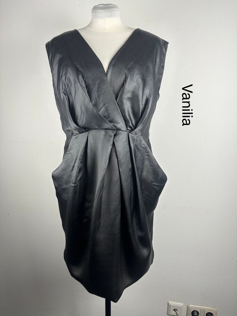 Vanilia Avondjurk  (mt: 44) Nieuw 16,1/9257, Kleding | Dames, Vanilia, Maat 42/44 (L), Nieuw, Ophalen of Verzenden