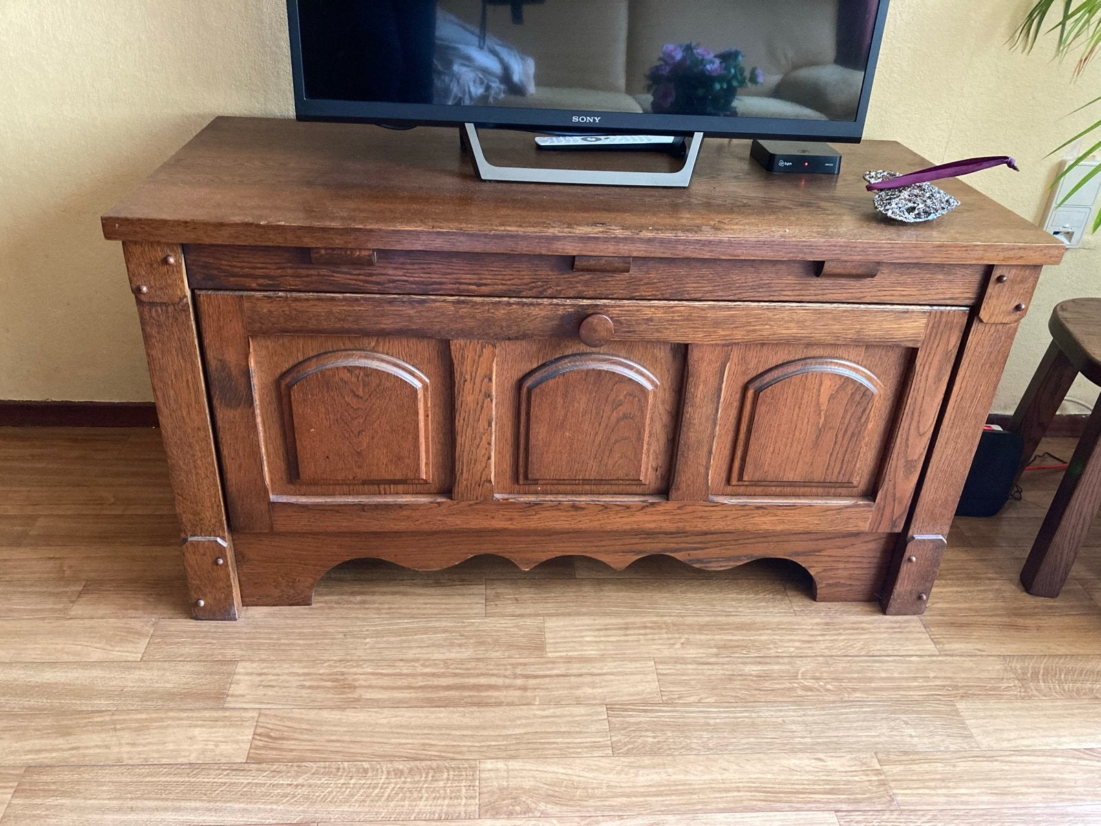 Antieke houten kistbank/tv-meubel, Ophalen