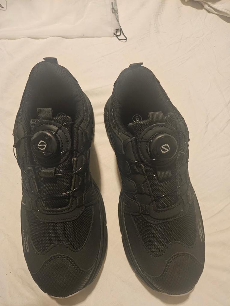 Werk schoenen met draai knop maat 42, Ophalen of Verzenden, Nieuw, Zwart, Werkschoenen
