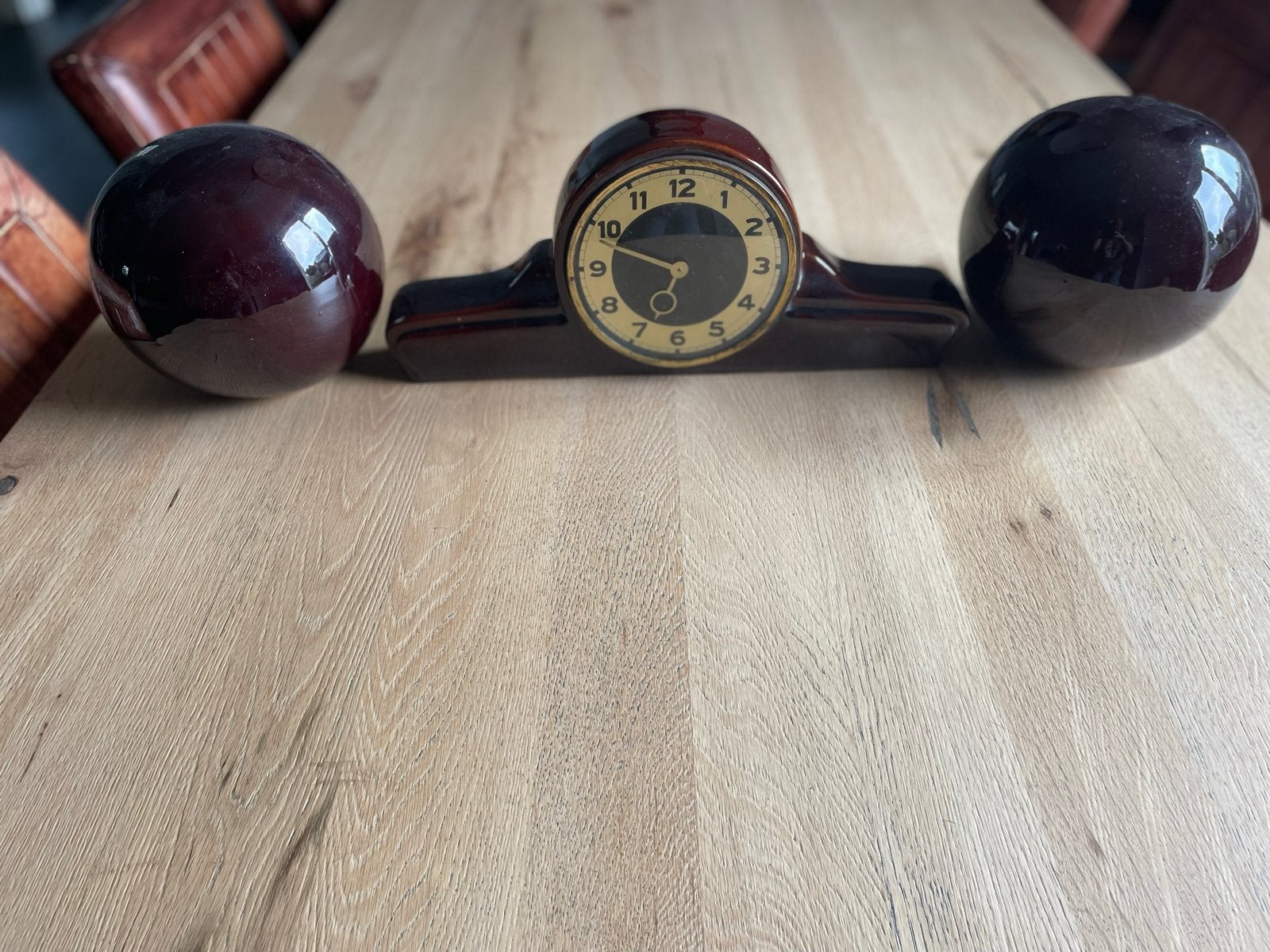 Antieke Art Deco Schouwklok met Keramische Bollen, Ophalen