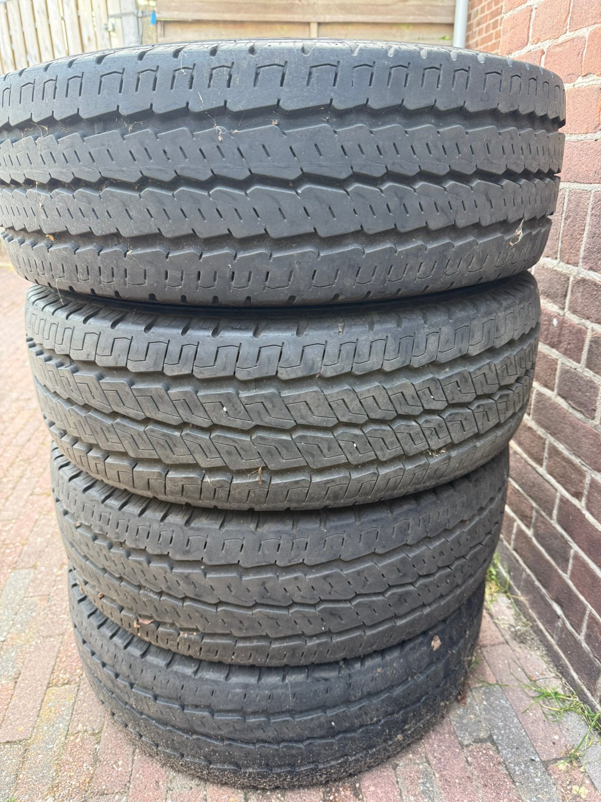 Continental camper banden 215/70 /15, Auto-onderdelen, Banden en Velgen, Ophalen, 15 inch, Band(en), Zomerbanden