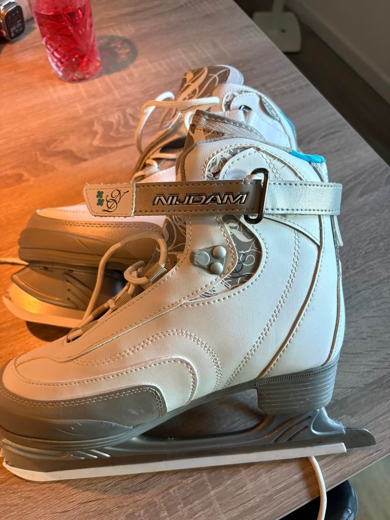 Dames schaatsen, Ophalen of Verzenden, Zo goed als nieuw, Kunstschaatsen, Nijdam