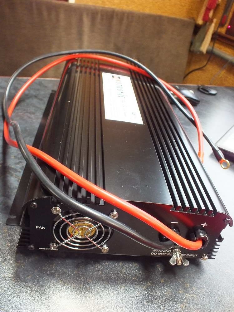 Omvormer 24 volt naar 220 volt-1500 watt continu (3000 piek), Ophalen, Nieuw
