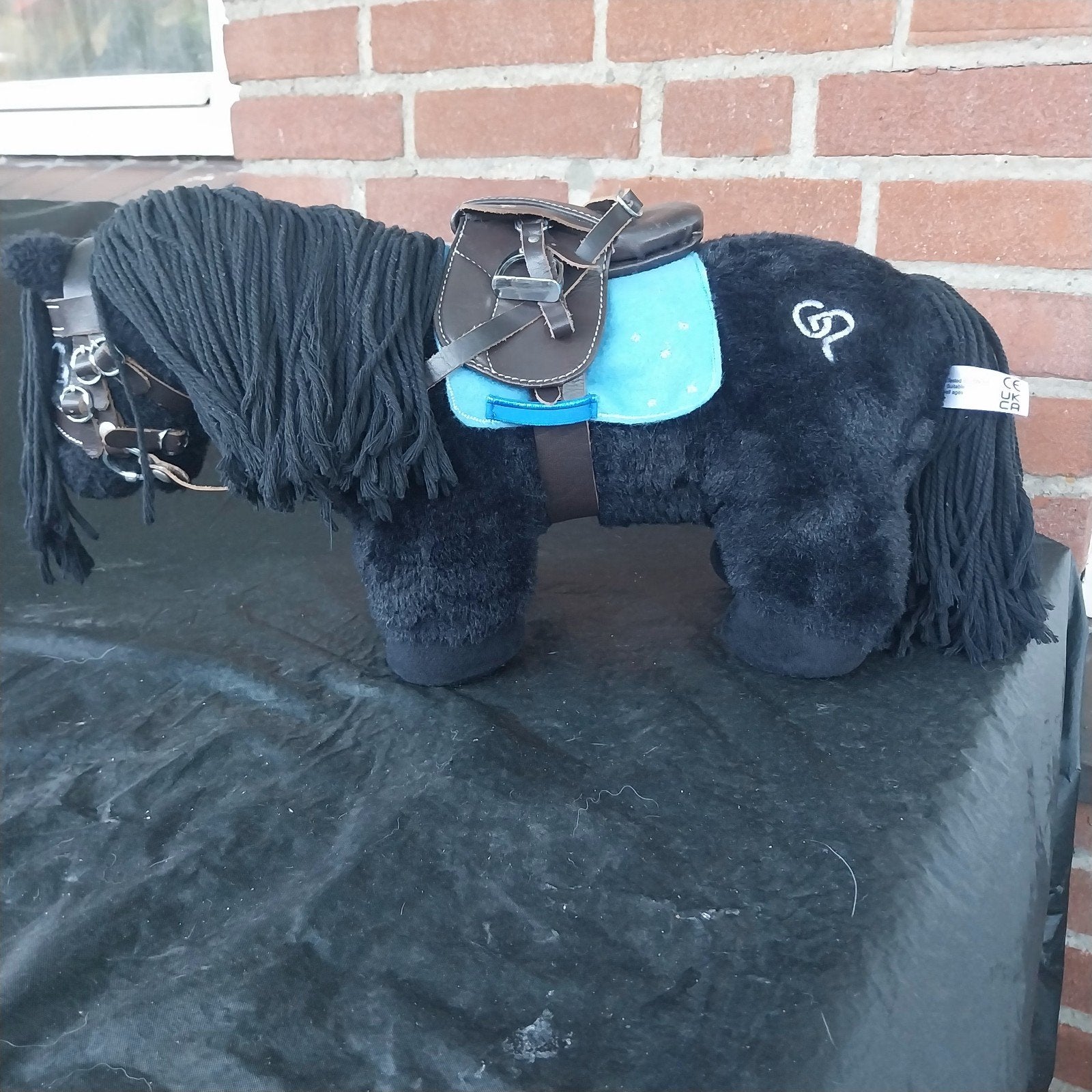 Crafty pony zwart met zadel hoofdstel en ruiter, Ophalen of Verzenden, Paard