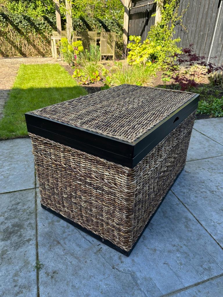 Prachtige houten/rieten dekenkist, Huis en Inrichting, Woonaccessoires | Kisten, Ophalen, Gebruikt, 50 tot 100 cm, 50 tot 75 cm