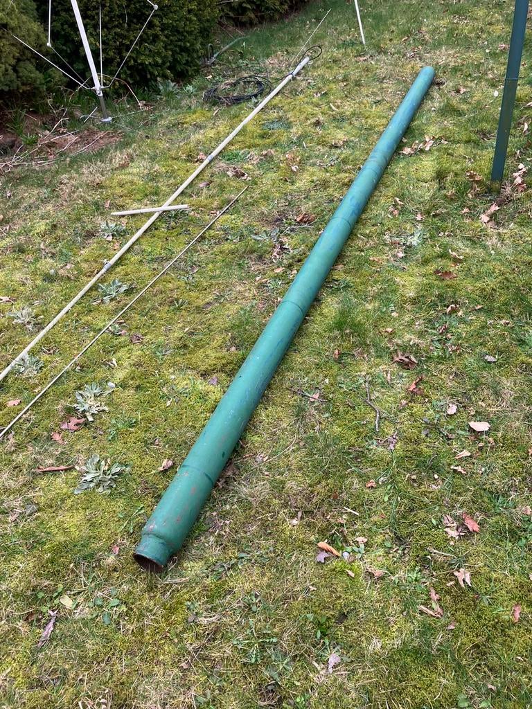 Gratis ijzeren  paal 390 cm, Ophalen, Gebruikt