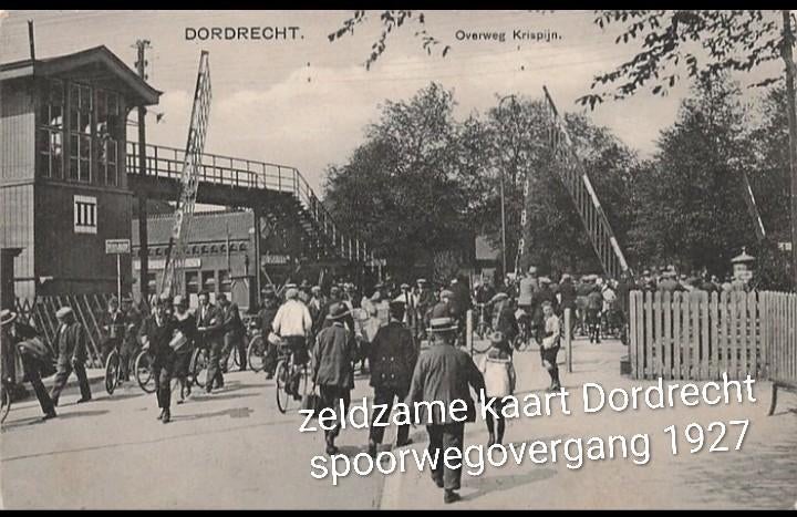 Station Dordrecht spoorwegovergang Krispijn 1927, Verzenden, 1920 tot 1940, Zuid-Holland