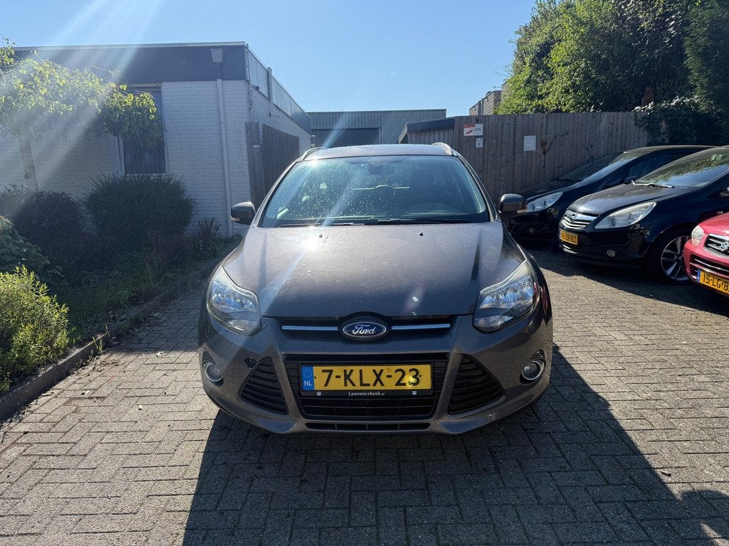 Ford Focus Wagon 1.0 EcoBoost Titanium, Auto's, Euro 5, 125 pk, Gebruikt, Bruin
