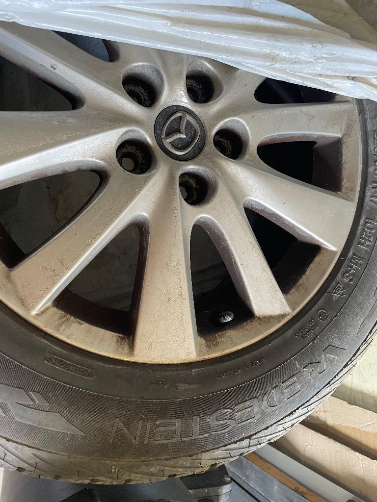 Winterbanden Mazda cx 5 en peugeot, Auto-onderdelen, Banden en Velgen, Ophalen, Gebruikt, 16 inch, Banden en Velgen
