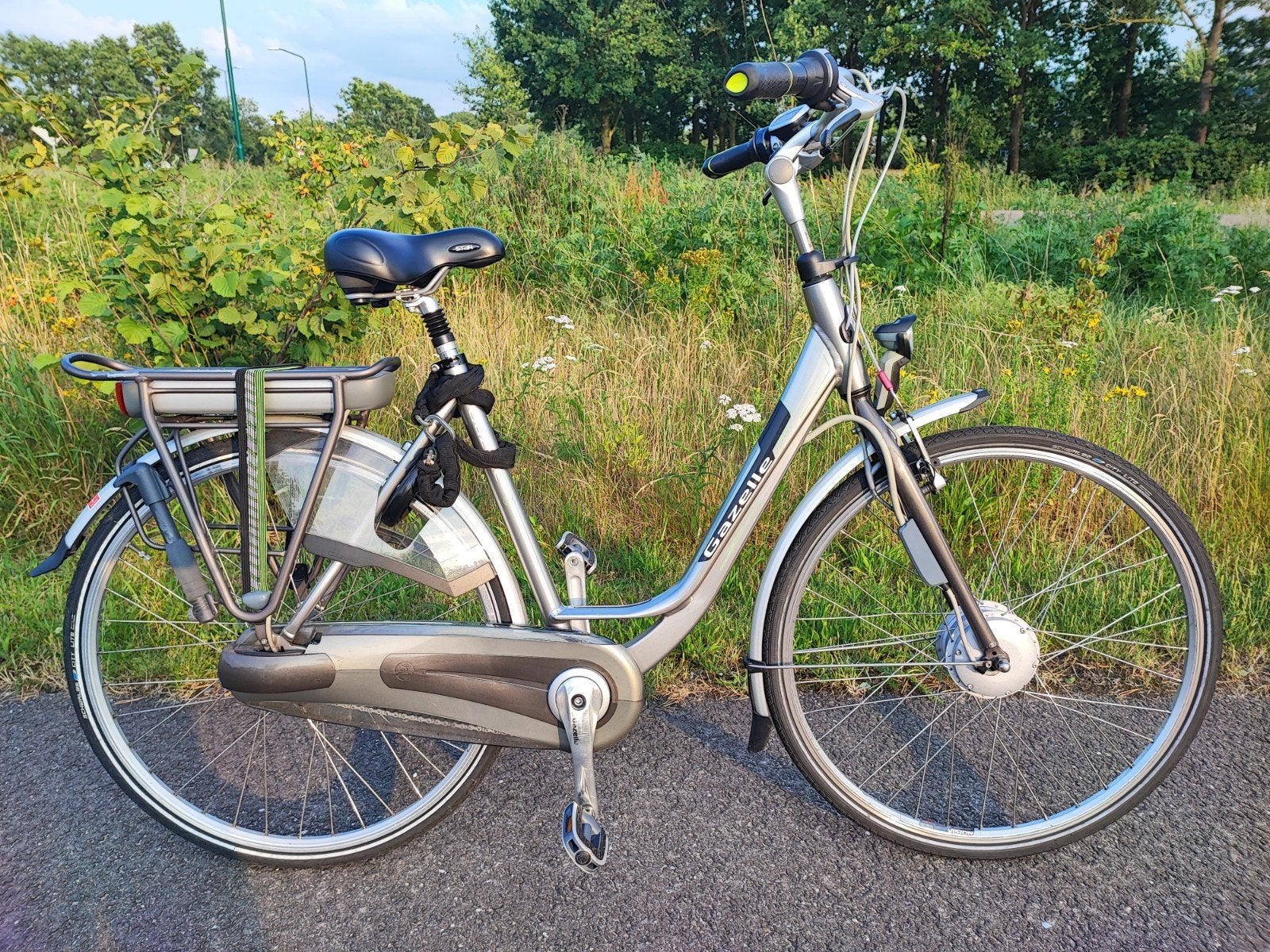 Gazelle elektrische fiets, Ophalen, Zo goed als nieuw, 51 tot 55 cm, 50 km per accu of meer
