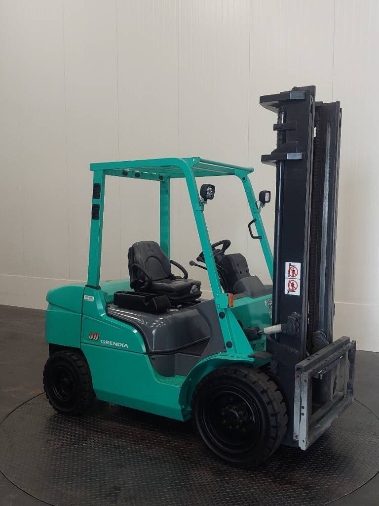 Mitsubishi FD30N Heftruck (bj 2018)