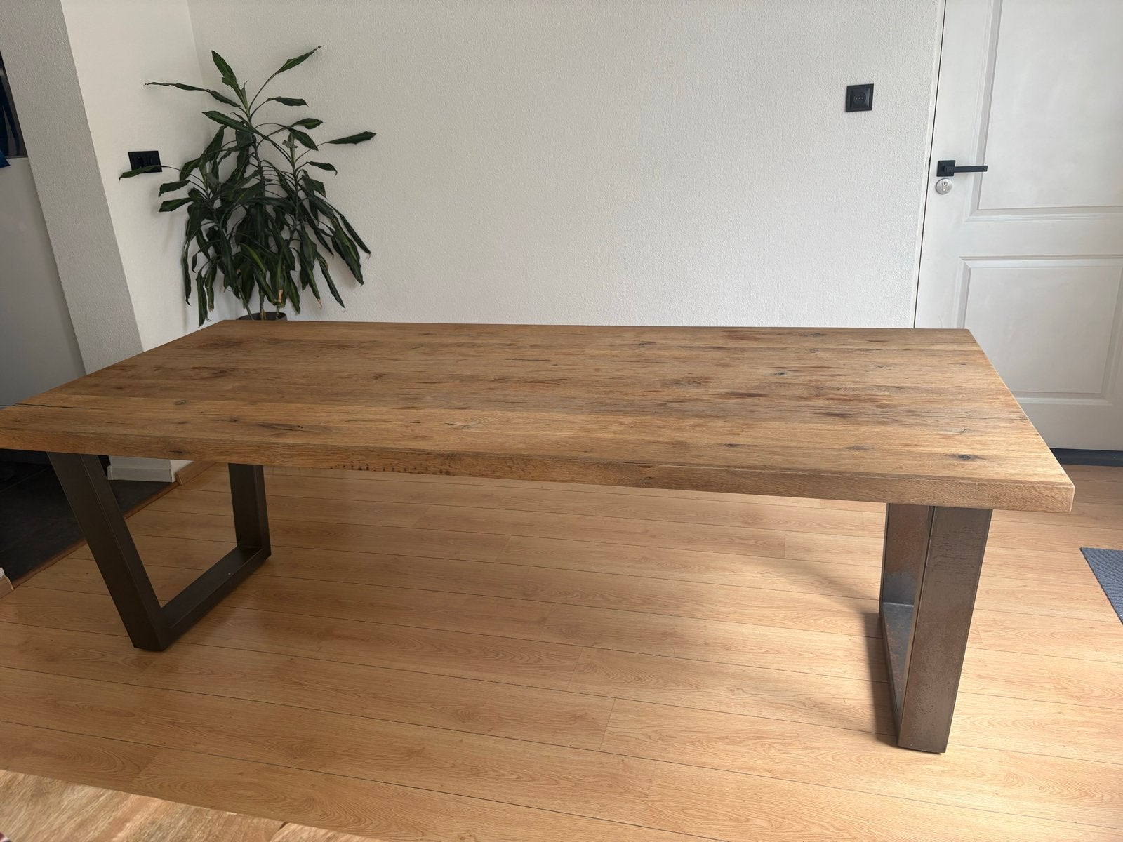 Henders & Hazel Metalo Eettafel - Hout met metalen poot, Huis en Inrichting, Ophalen, Gebruikt, 100 tot 150 cm, 200 cm of meer