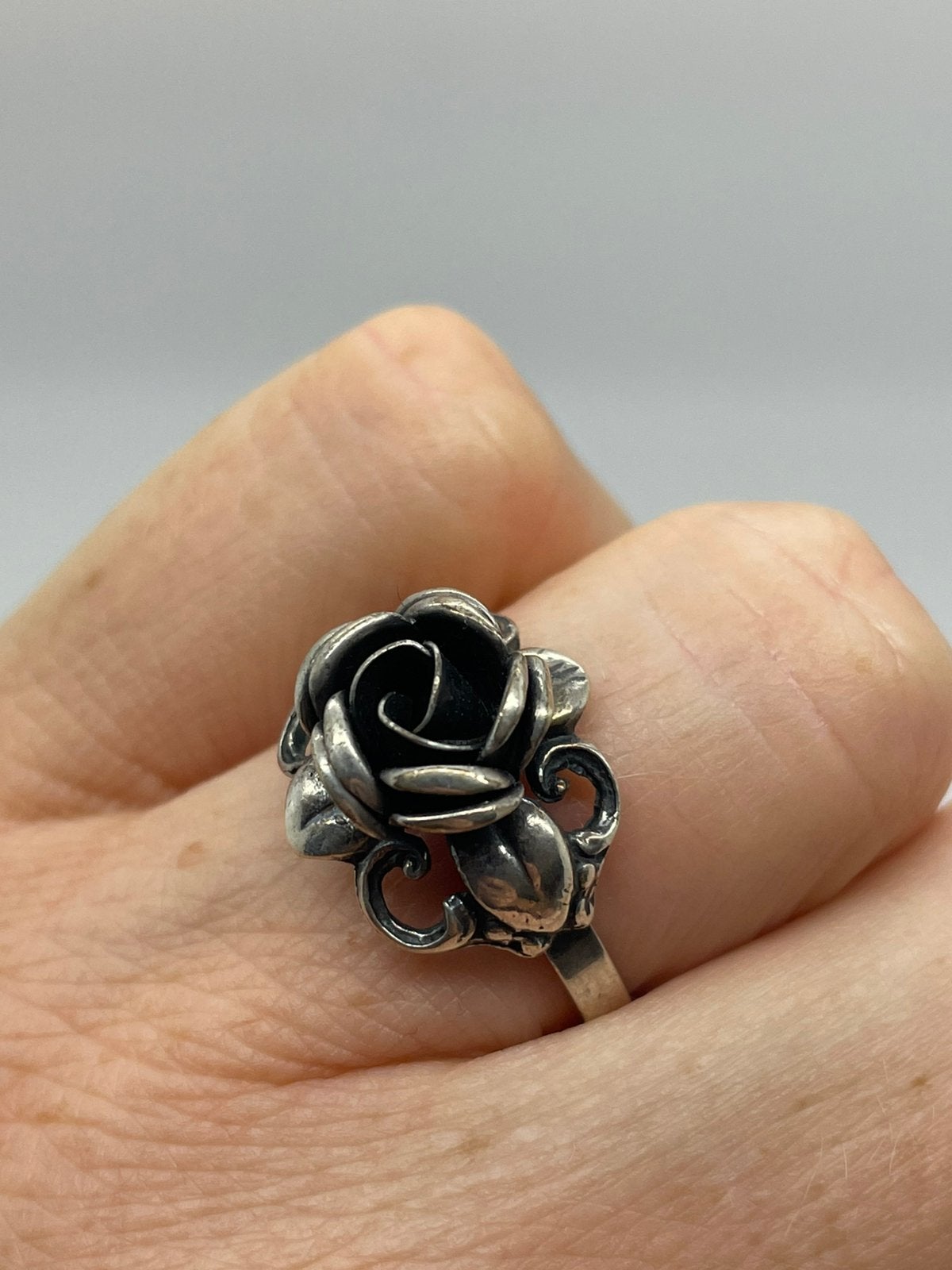 G367 Prachtige zilveren TEKa ring roos maat 18,5, 18 tot 19, Ophalen of Verzenden, Zo goed als nieuw, X