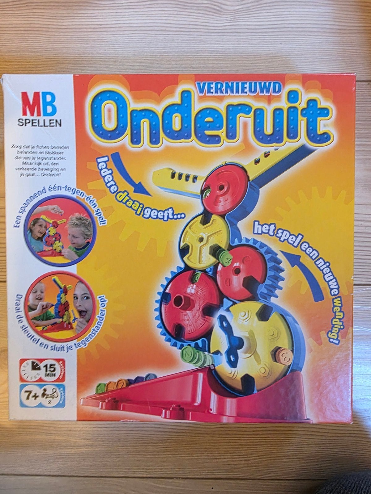 MB Spellen Onderuit - Vernieuwd één-tegen-één spel, Een of twee spelers, Ophalen of Verzenden, Gebruikt, MB Spellen
