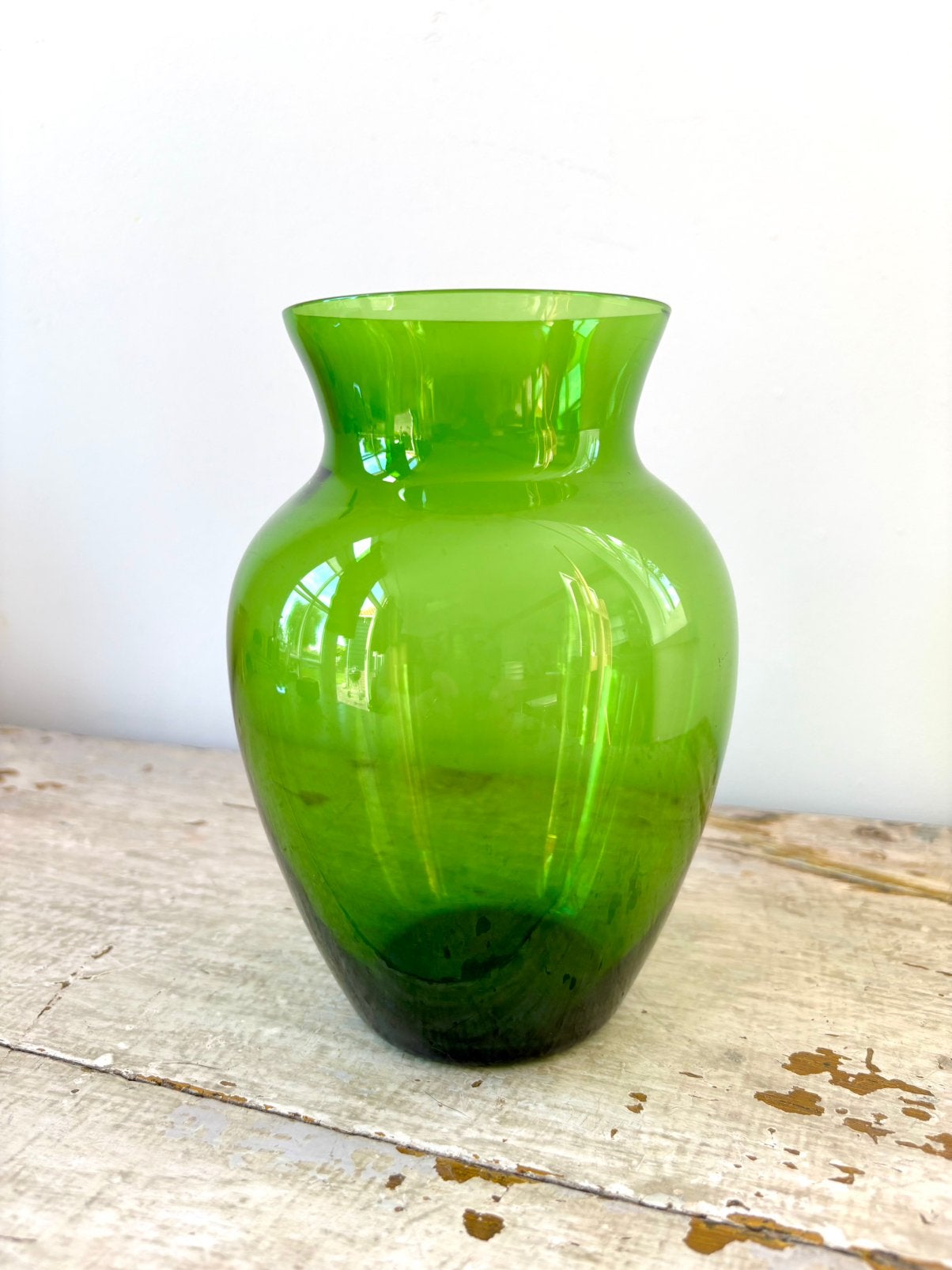 Groene vintage Vaas Glasfabriek Leerdam, Maastricht, 1960, Huis en Inrichting, Groen, 15 cm, Ophalen of Verzenden, Glas