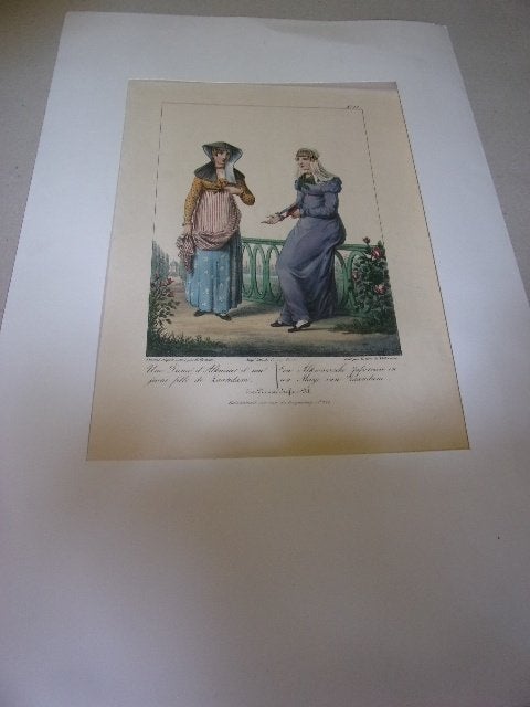 Een Alkmaarsche Jufvrouw en een Meisje van Zaandam. 1828, Antiek en Kunst, 1800 - 1899, Ophalen of Verzenden, Met tekst, 24 cm