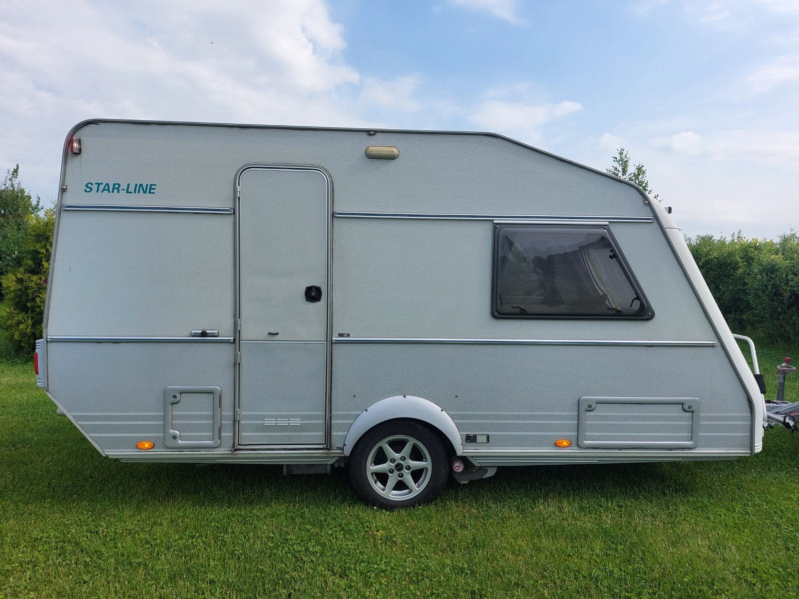 Kip Starline 41 EKL uit 2000 - Compacte en licht, Caravans en Kamperen, Kip, Tot en met 2, Particulier, 4 tot 5 meter