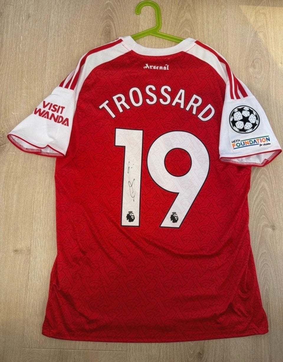 Gesigneerd Arsenal Trossard Thuisshirt, Kleding | Heren, Maat 48/50 (M), Ophalen of Verzenden, Zo goed als nieuw, Voetbal