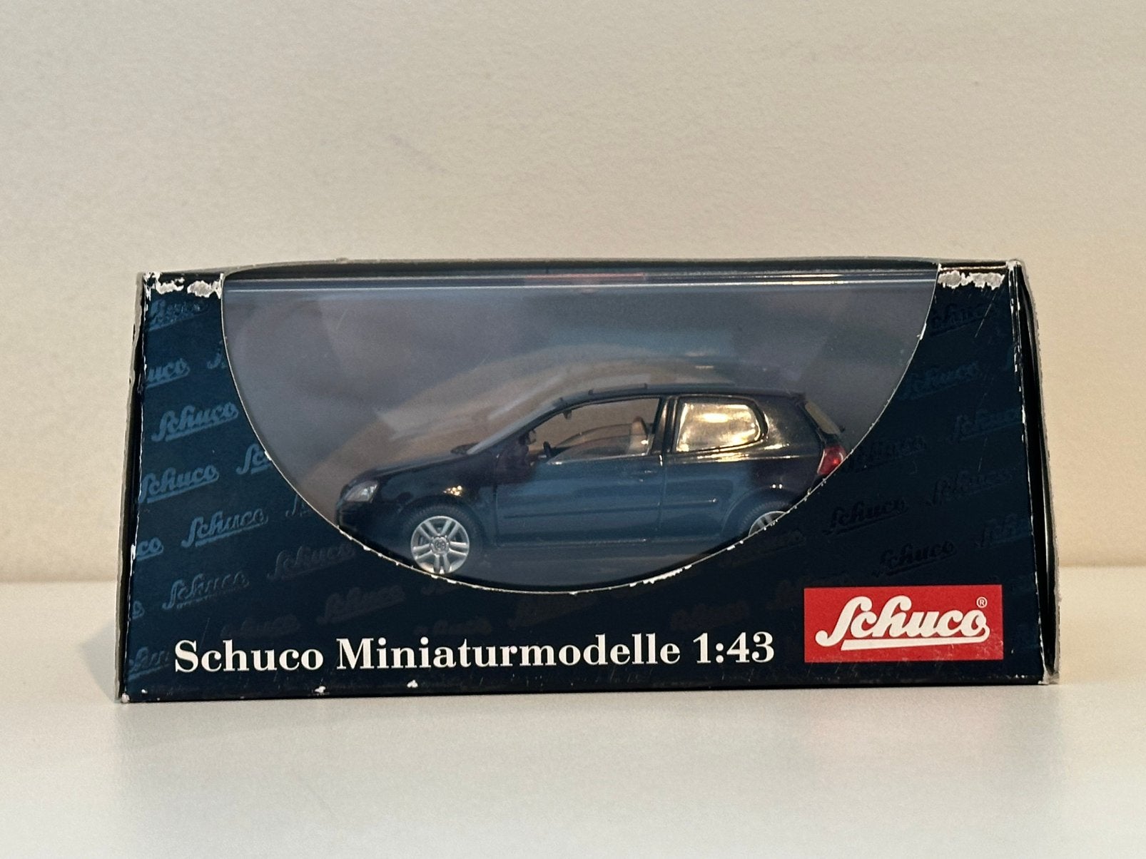 Volkswagen Golf V (3drs.) 2007 | Schuco | schaal 1:43, Hobby en Vrije tijd, Ophalen of Verzenden, Zo goed als nieuw, Auto, Schuco