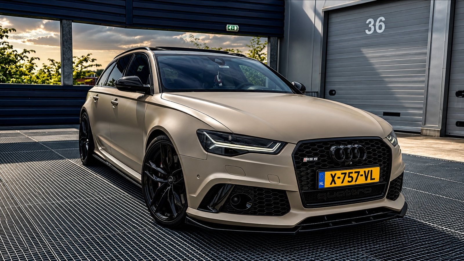 Audi RS6 4.0 445KW Quattro Avant 2015 Zwart, Auto's, Audi, Bedrijf, RS6, Benzine, Stationwagon, Automaat, Geïmporteerd, Zwart
