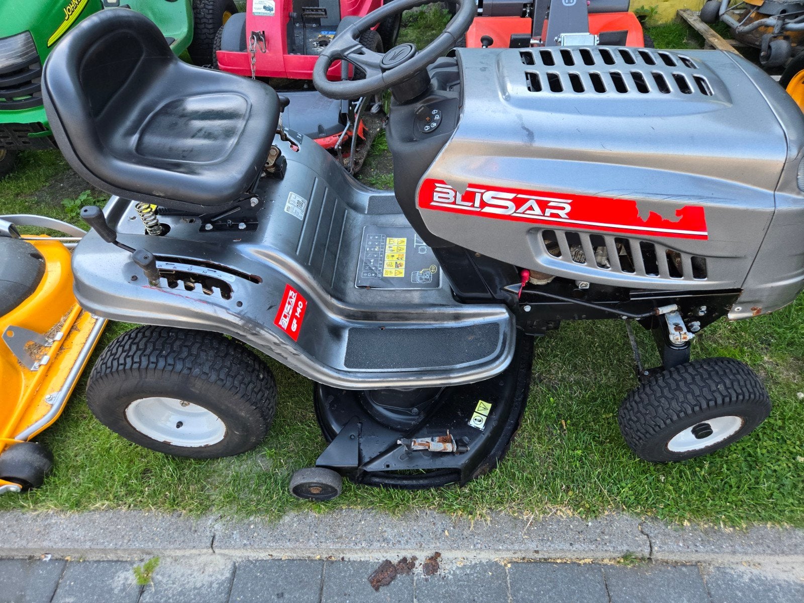 Zitmaaier Blizar zijlosser mulch, Tuin en Terras, Grasmaaiers, Ophalen, Zo goed als nieuw, 50 cm of meer