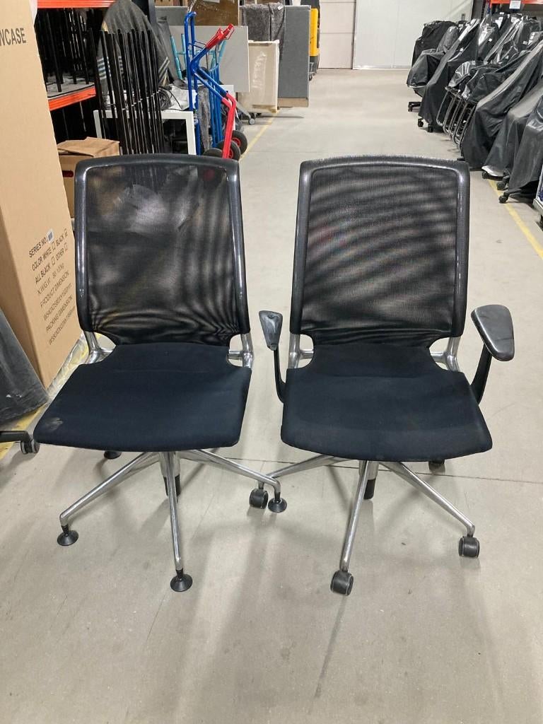 4x Vitra Meda Chair vergaderstoelen – Alberto Meda, Gebruikt, Zwart, Ophalen of Verzenden, Bureaustoel