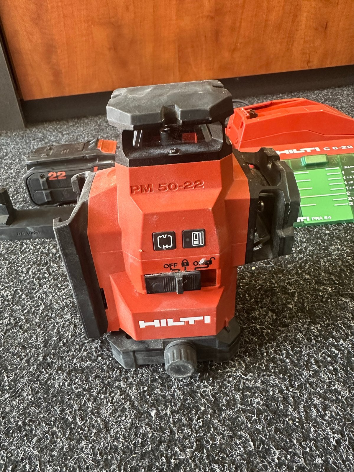 Hilti  Nuron PM 50-22 lijnlaser met toebehoren, Ophalen of Verzenden, Gebruikt