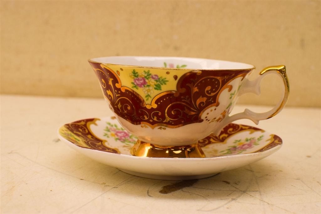 Queens China porseleinen kop en schotel 49033
