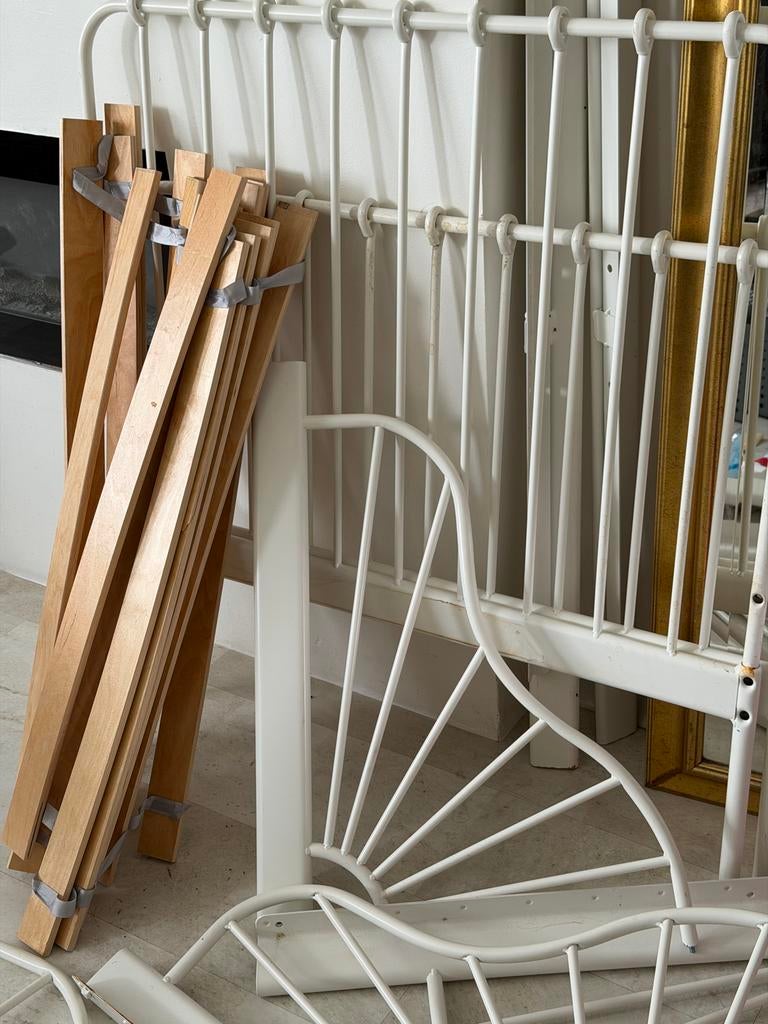 Kinderbed IKEA met matras - Zo goed als nieuw, 70 tot 85 cm, Ophalen of Verzenden, Zo goed als nieuw, Matras