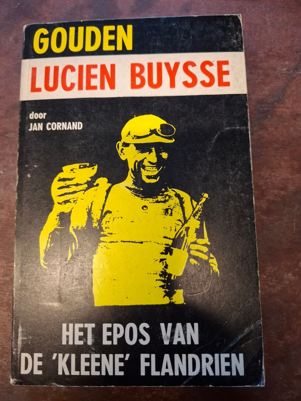 Gouden Lucien Buysse - Het Epos van de 'kleene' Flandrien, Lopen en Fietsen, Ophalen of Verzenden, Zo goed als nieuw, Jan Cornand