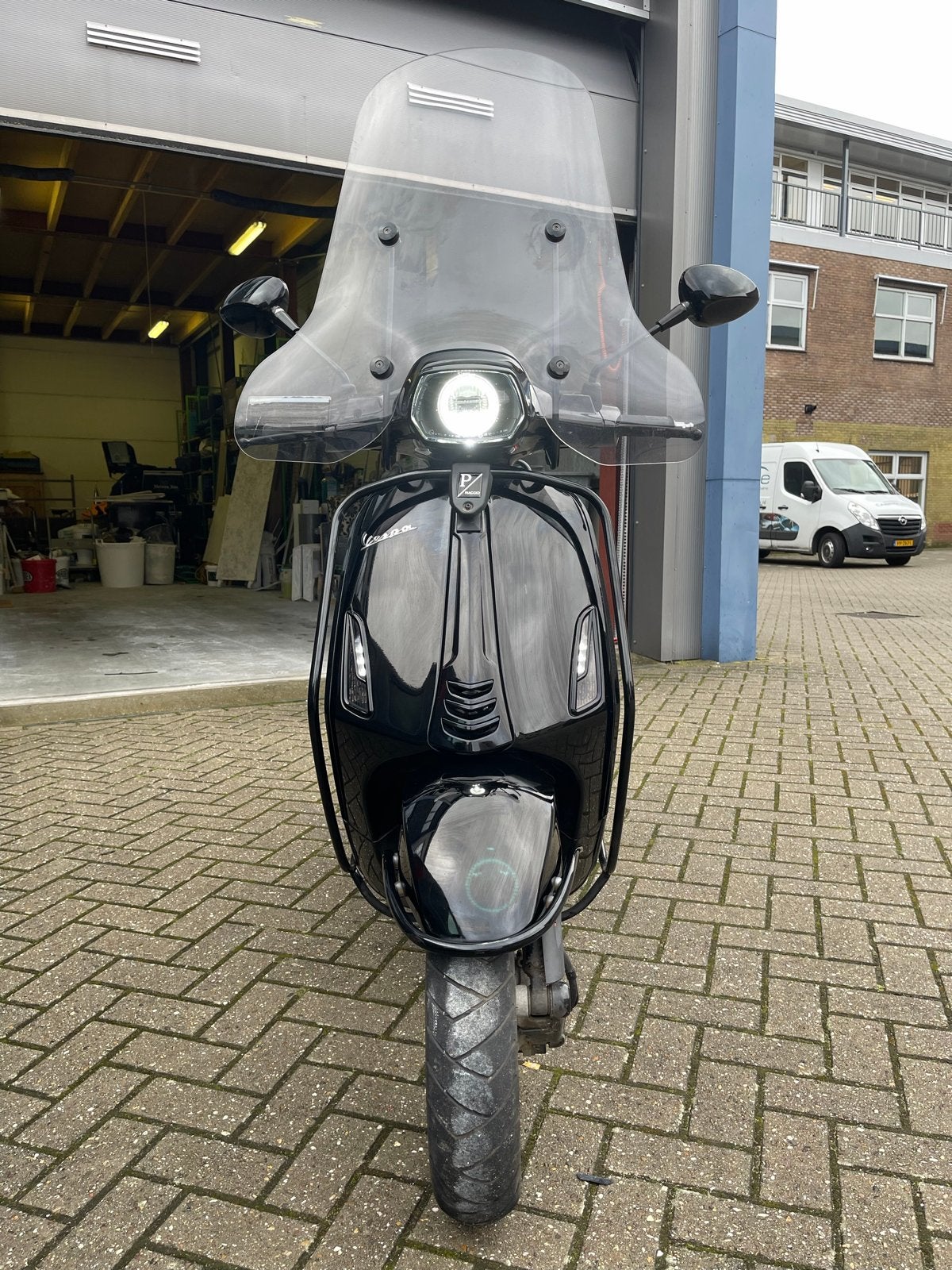 Vespa Sprint 2019 Zwart - Black on black, Ophalen, Gebruikt, Overige modellen, Benzine