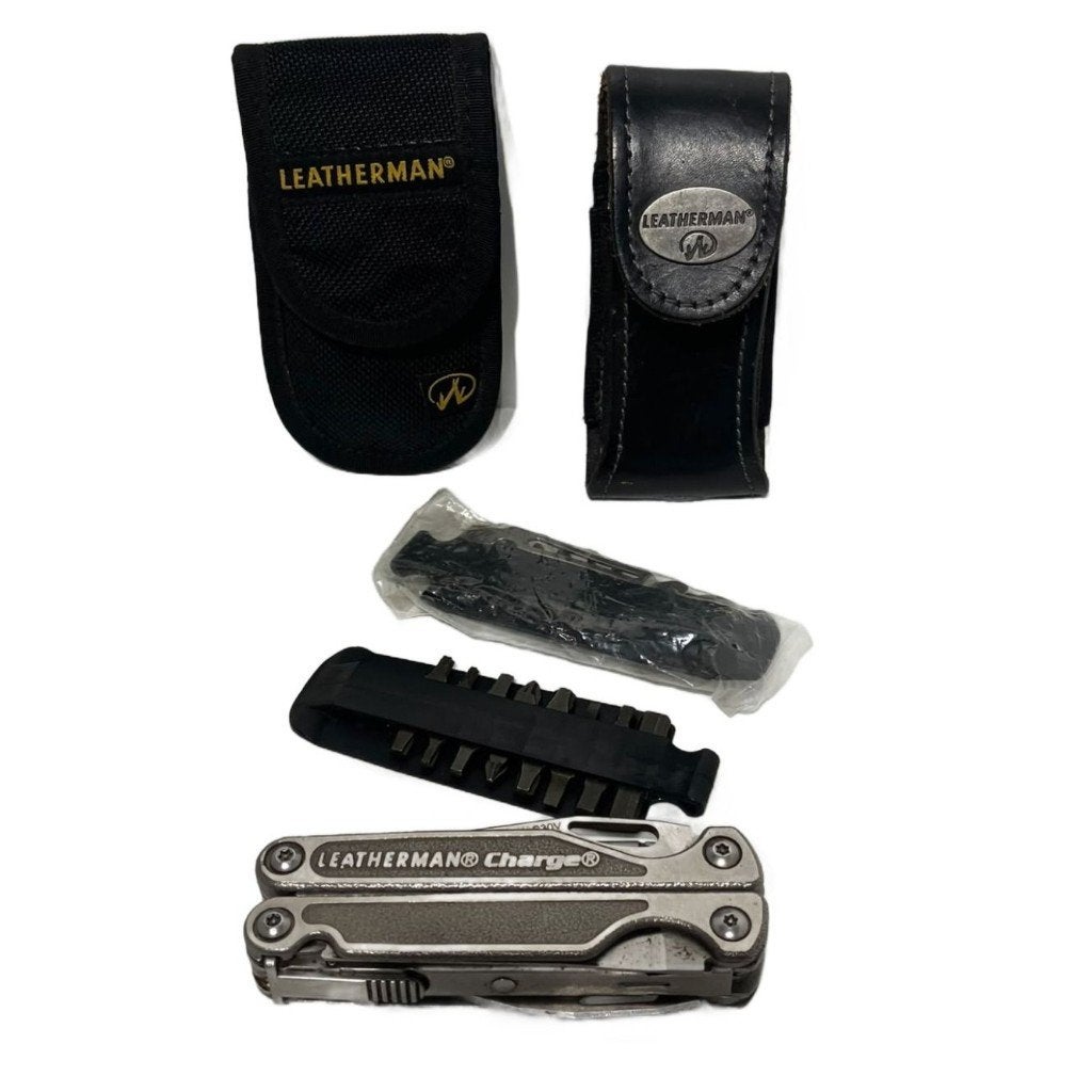 Leatherman Charge TTI Gen1 Titanium S30V MultiTool + Bitset, Ophalen of Verzenden, Zo goed als nieuw